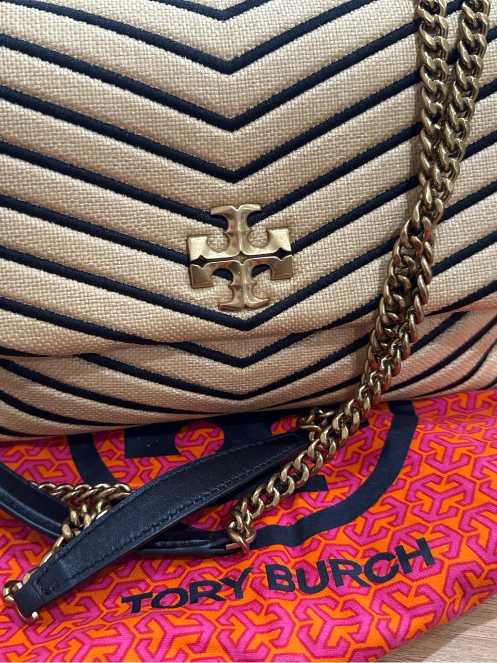 Tory Burch Navy And Cream Chevron Chain Crossbody